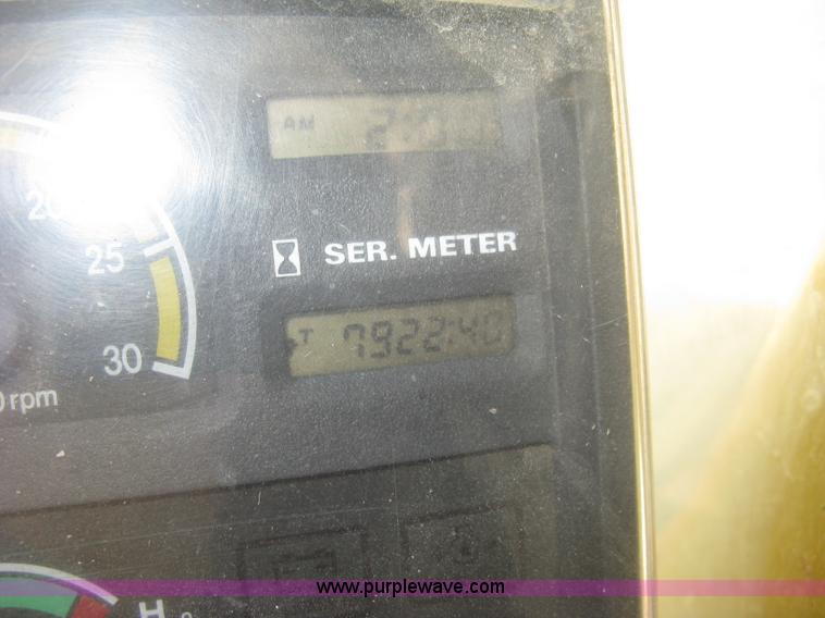 image for item E7901 1994 Hyundai Robex 290LC excavator