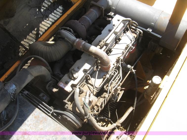 image for item E7901 1994 Hyundai Robex 290LC excavator