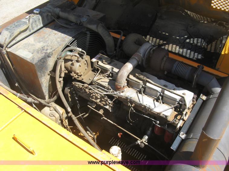 image for item E7901 1994 Hyundai Robex 290LC excavator