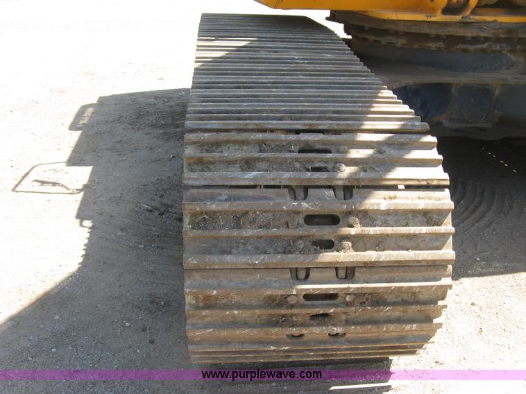 image for item E7901 1994 Hyundai Robex 290LC excavator