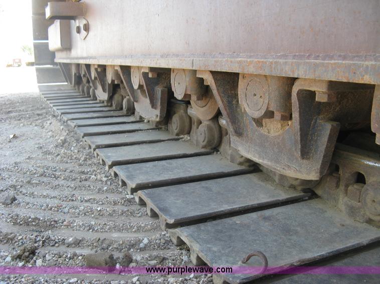 image for item E7901 1994 Hyundai Robex 290LC excavator