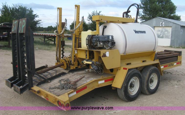 image for item E7903 1996 Vermeer D7X11A Navigator directional drill