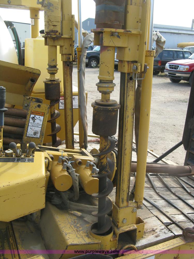 image for item E7903 1996 Vermeer D7X11A Navigator directional drill
