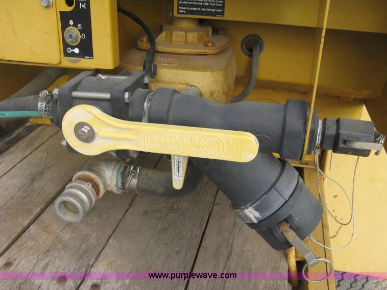 image for item E7903 1996 Vermeer D7X11A Navigator directional drill