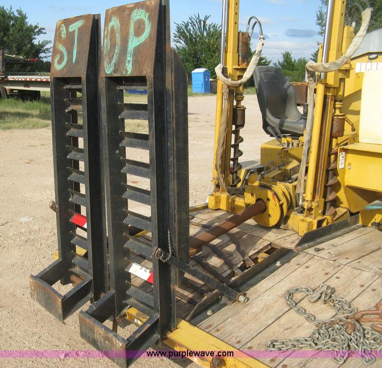 image for item E7903 1996 Vermeer D7X11A Navigator directional drill