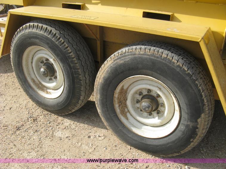 image for item E7903 1996 Vermeer D7X11A Navigator directional drill