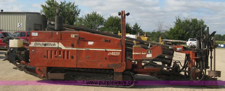 image for item E7904 2000 Ditch Witch JT4020 directional drill