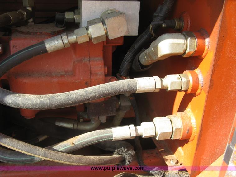 image for item E7904 2000 Ditch Witch JT4020 directional drill