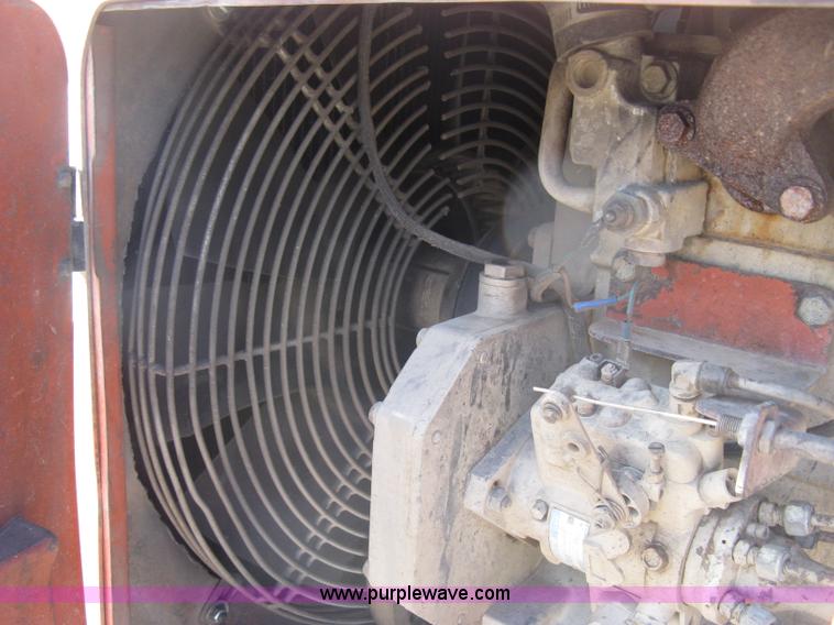 image for item E7904 2000 Ditch Witch JT4020 directional drill