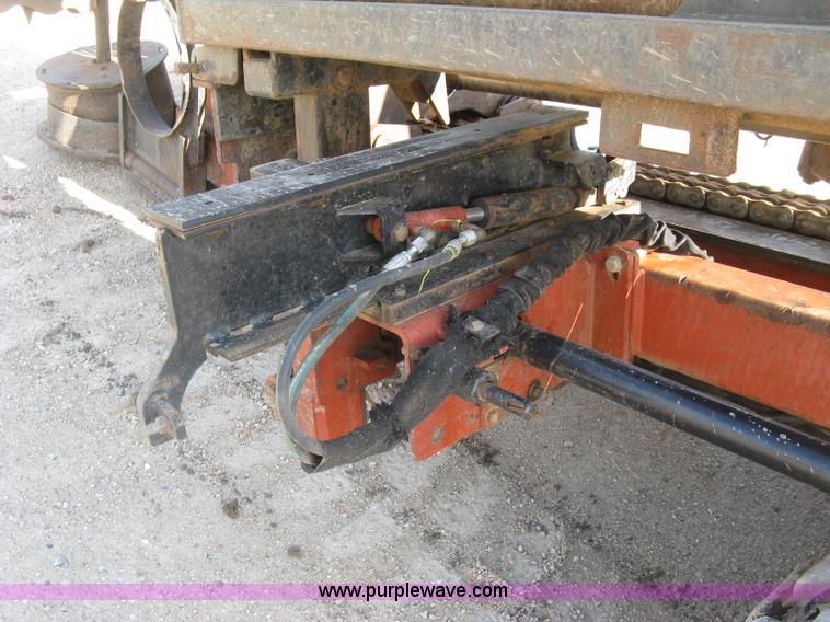image for item E7904 2000 Ditch Witch JT4020 directional drill