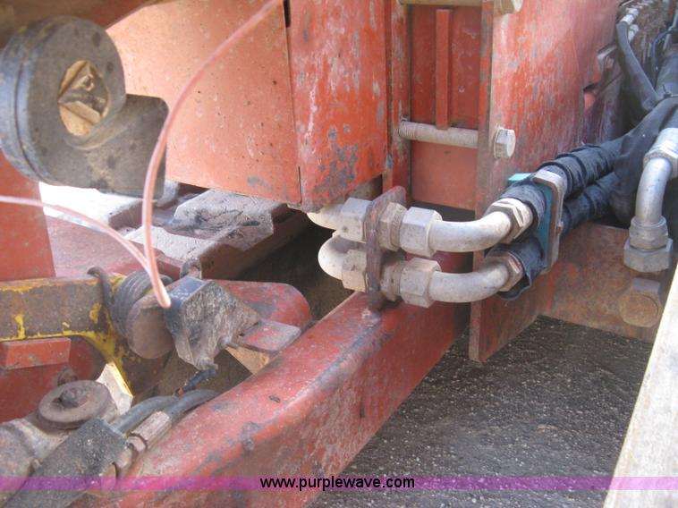 image for item E7904 2000 Ditch Witch JT4020 directional drill