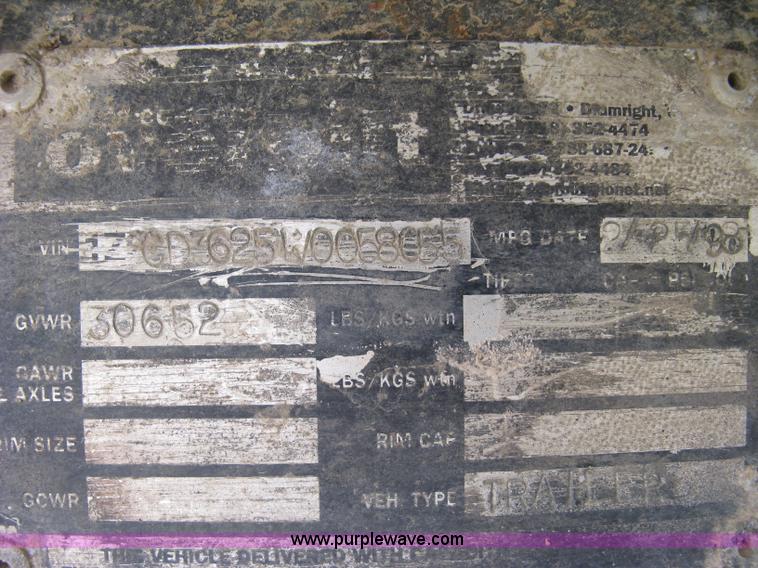 image for item E7910 1998 Overbilt flatbed trailer