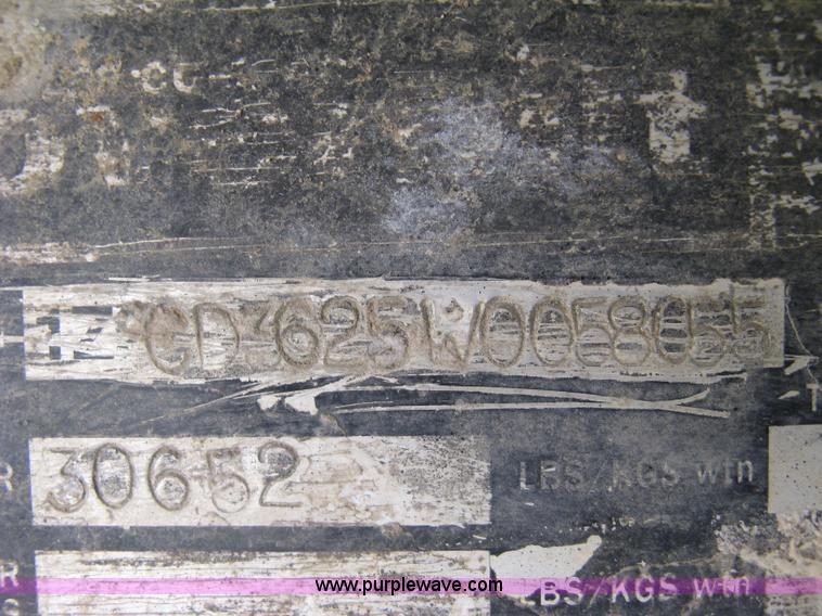 image for item E7910 1998 Overbilt flatbed trailer