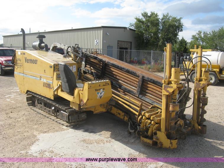 image for item E7912 1995 Vermeer D24X40A directional drill