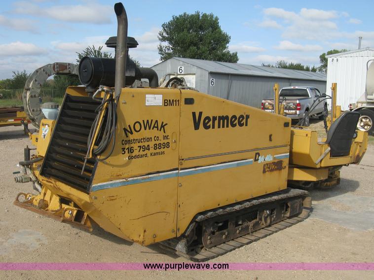 image for item E7912 1995 Vermeer D24X40A directional drill