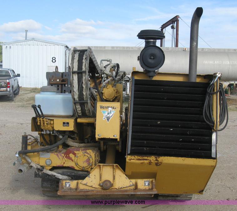image for item E7912 1995 Vermeer D24X40A directional drill