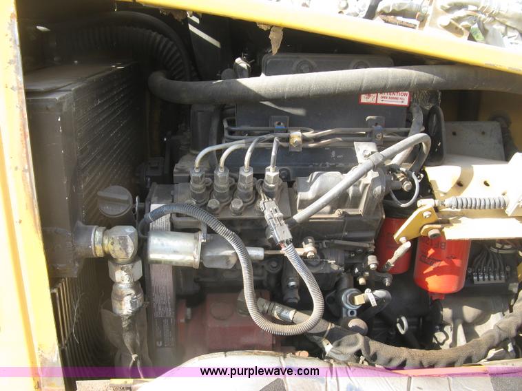 image for item E7912 1995 Vermeer D24X40A directional drill