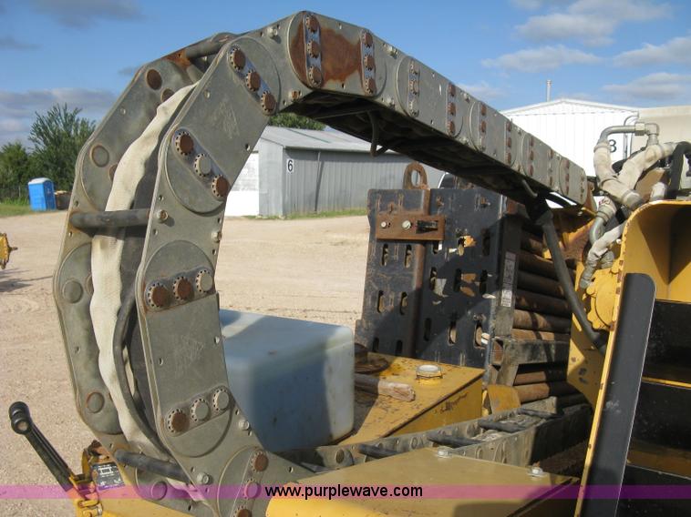 image for item E7912 1995 Vermeer D24X40A directional drill