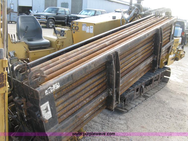 image for item E7912 1995 Vermeer D24X40A directional drill
