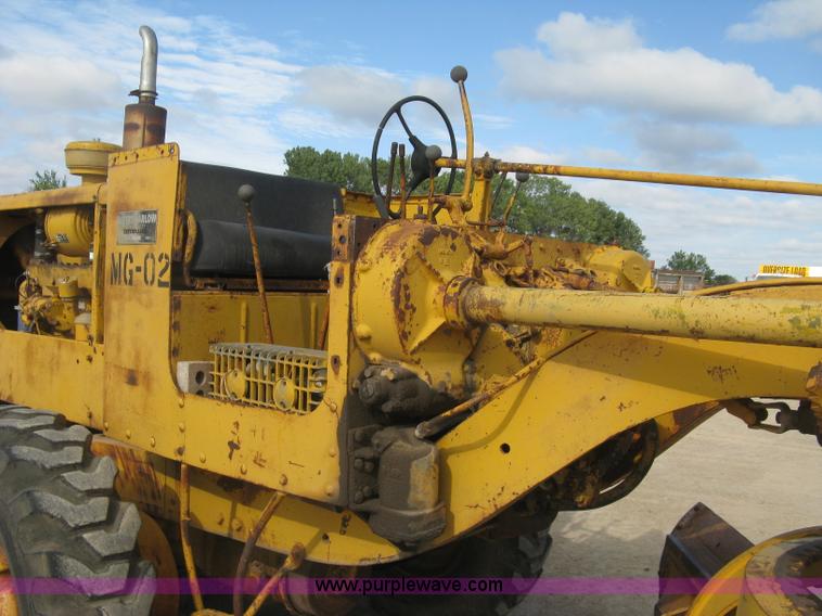 image for item E7915 1963 Caterpillar 12E rigid frame motor grader