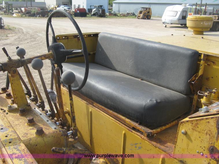 image for item E7915 1963 Caterpillar 12E rigid frame motor grader