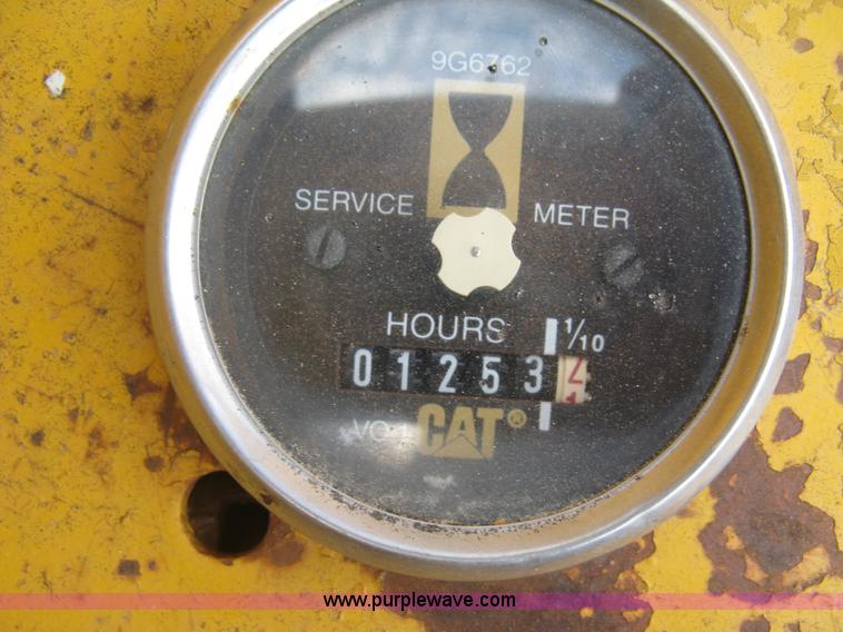 image for item E7915 1963 Caterpillar 12E rigid frame motor grader