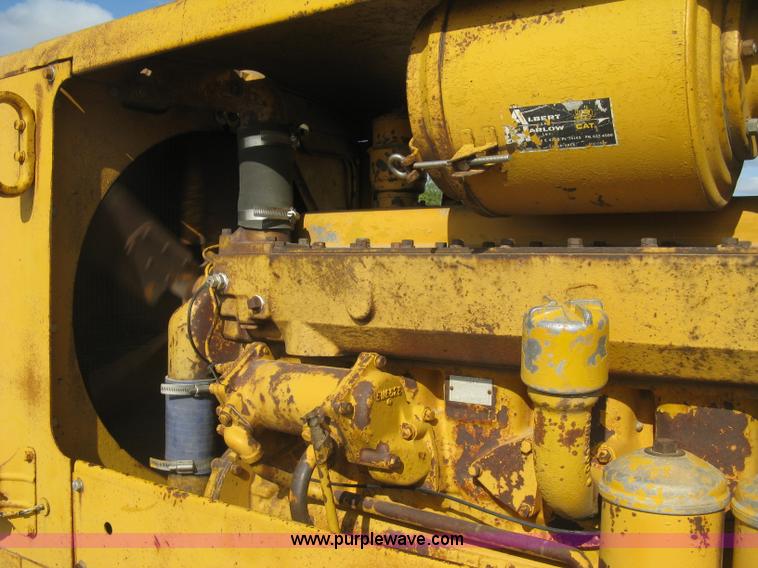 image for item E7915 1963 Caterpillar 12E rigid frame motor grader