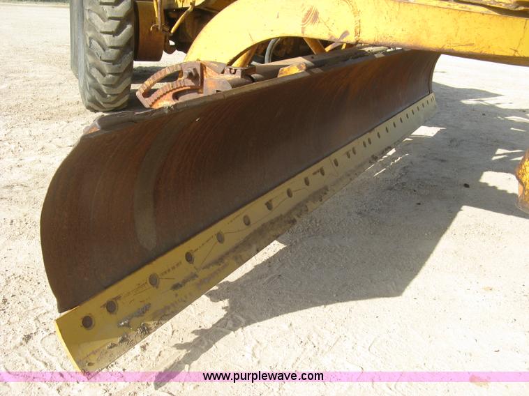image for item E7915 1963 Caterpillar 12E rigid frame motor grader