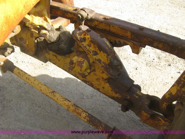 image for item E7915 1963 Caterpillar 12E rigid frame motor grader