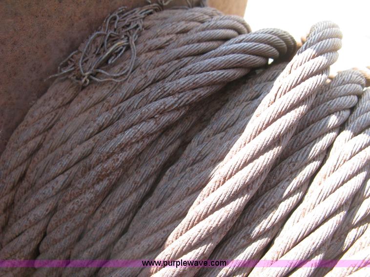 image for item E7962 Assorted automotive parts