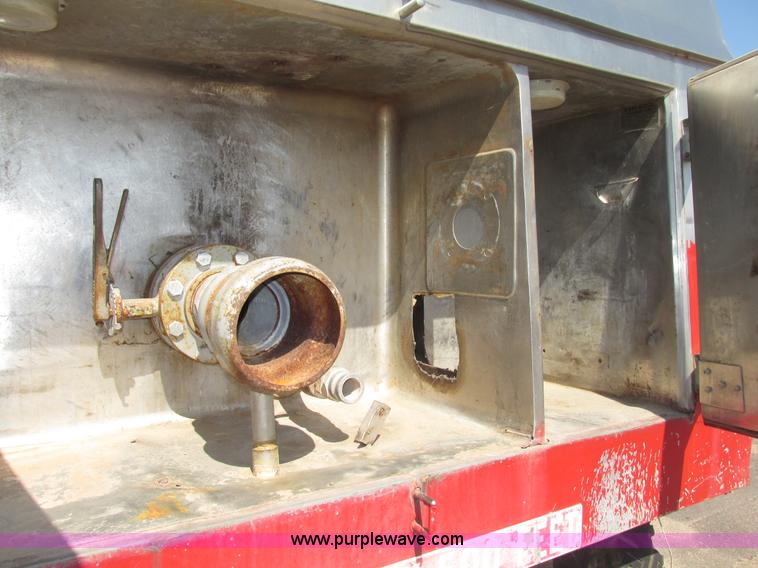 image for item F7211 1976 Chevrolet C65 Custom Deluxe water truck