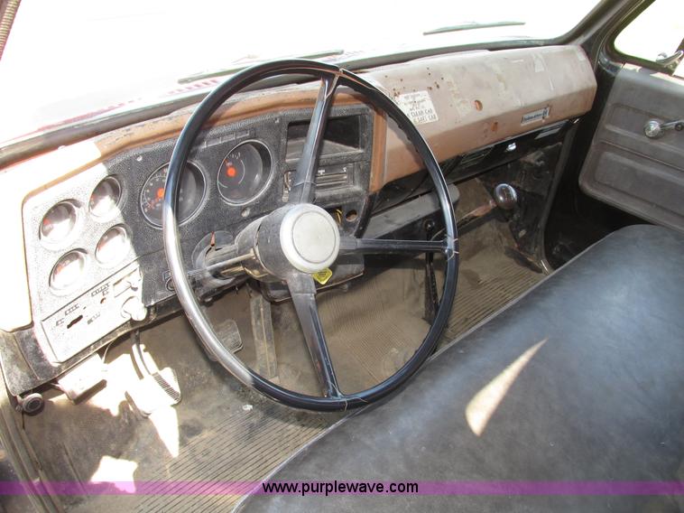 image for item F7211 1976 Chevrolet C65 Custom Deluxe water truck