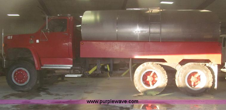 image for item F7211 1976 Chevrolet C65 Custom Deluxe water truck