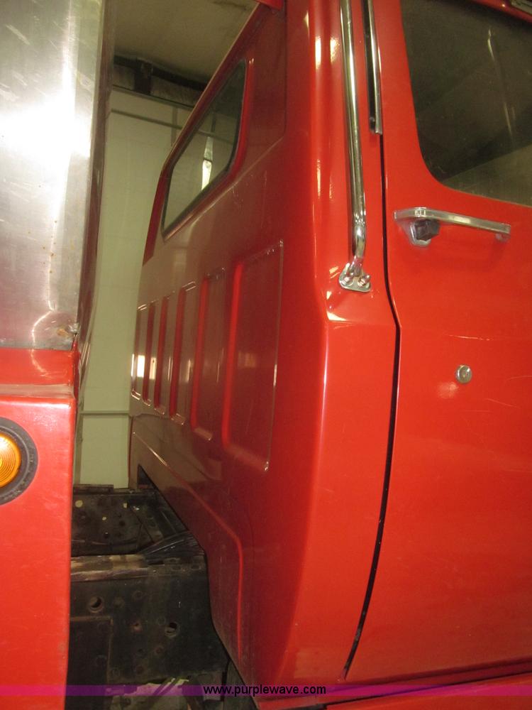 image for item F7211 1976 Chevrolet C65 Custom Deluxe water truck