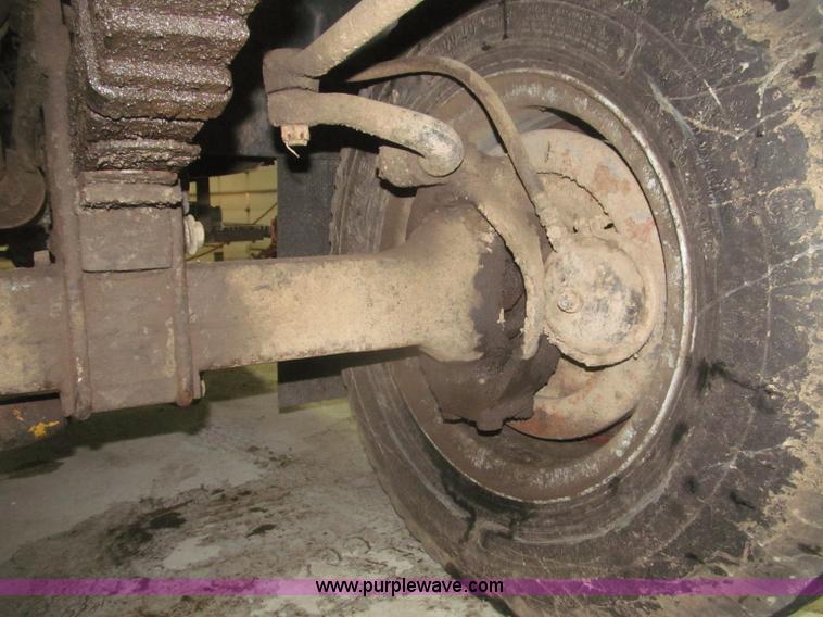 image for item F7211 1976 Chevrolet C65 Custom Deluxe water truck