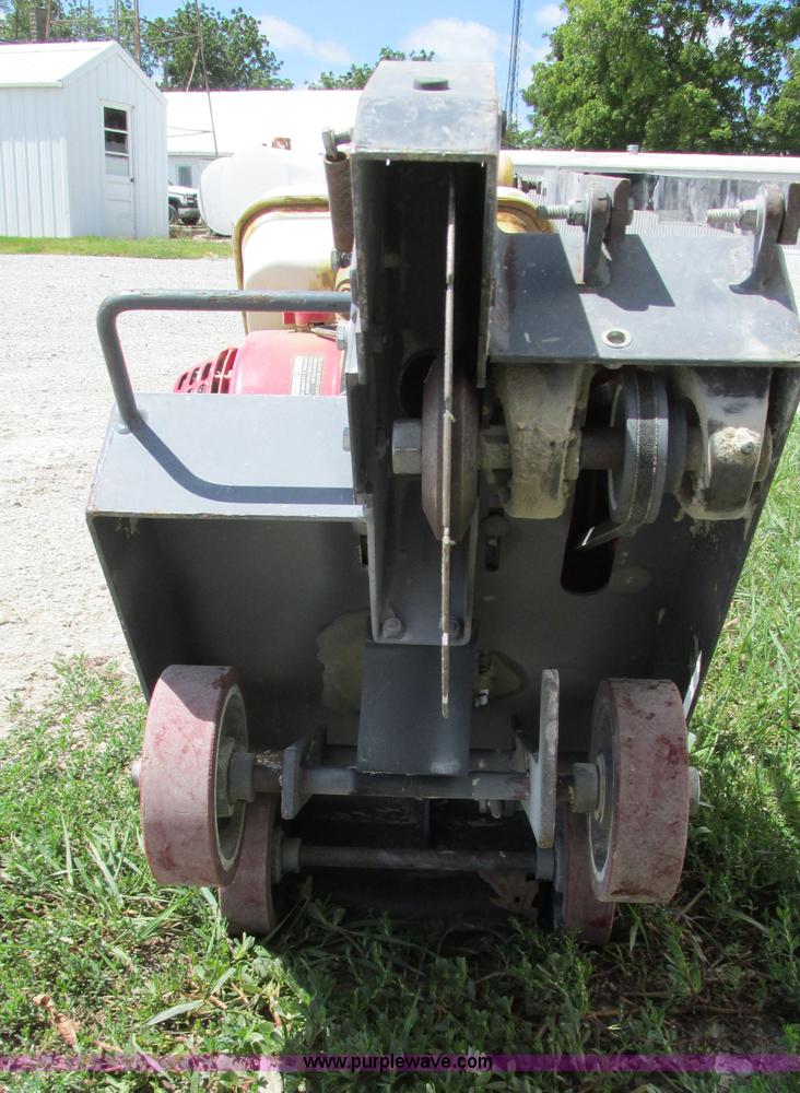 Multiquip FCG16H slab saver concrete saw in Carlock, IL Item G9098