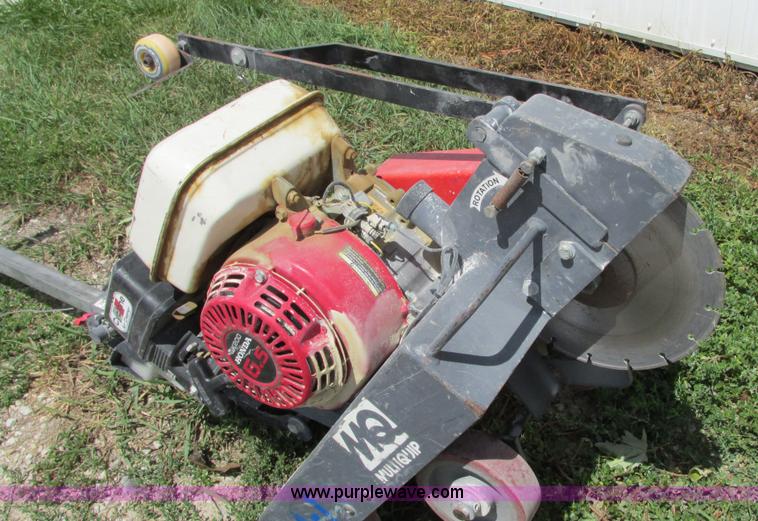 Multiquip FCG16H slab saver concrete saw in Carlock, IL Item G9098