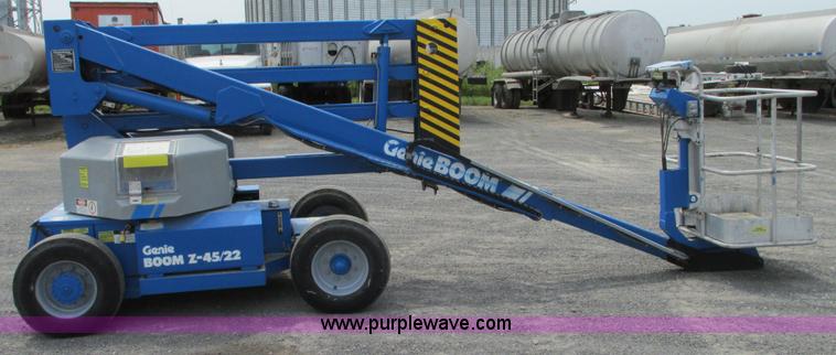 image for item G9100 1994 Genie Z-45/22 boom lift