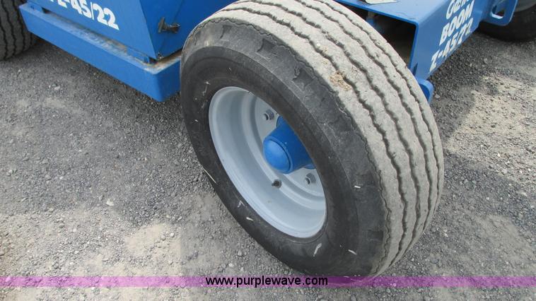 image for item G9100 1994 Genie Z-45/22 boom lift
