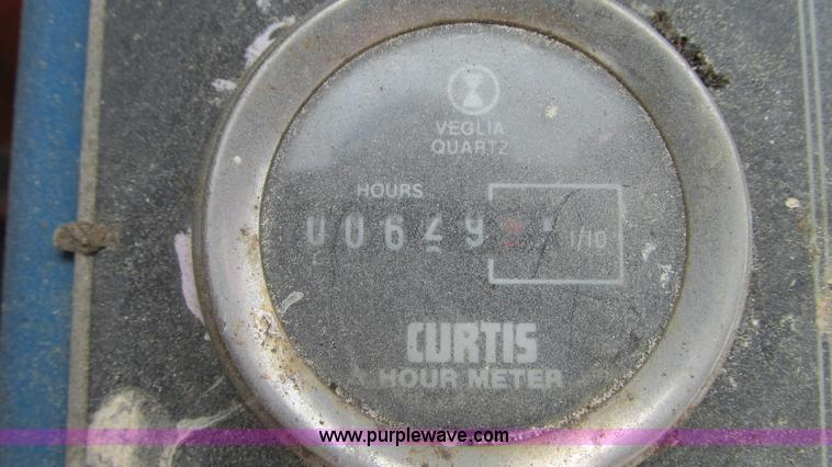 image for item G9100 1994 Genie Z-45/22 boom lift