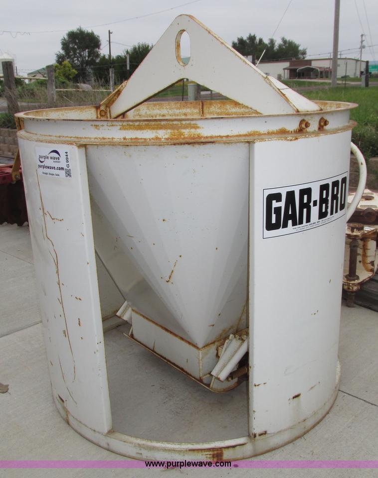 image for item G9944 Gar Bro 433G concrete bucket