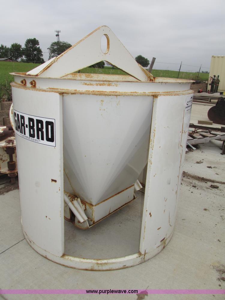 image for item G9944 Gar Bro 433G concrete bucket