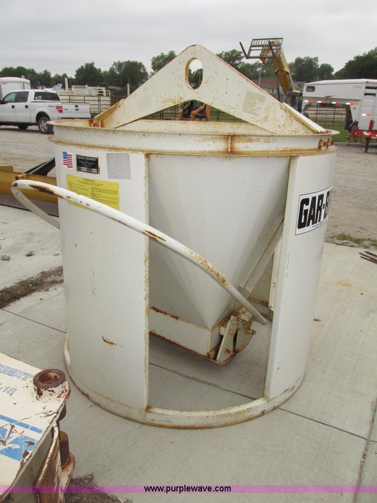 image for item G9944 Gar Bro 433G concrete bucket