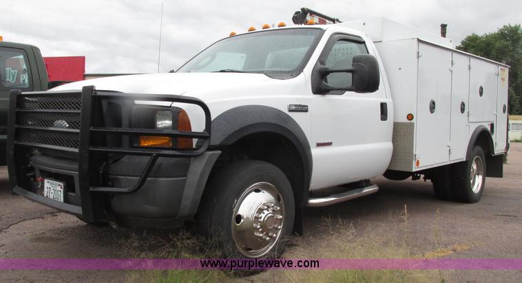 image for item G9974 2007 Ford F550 Super Duty XL utility truck