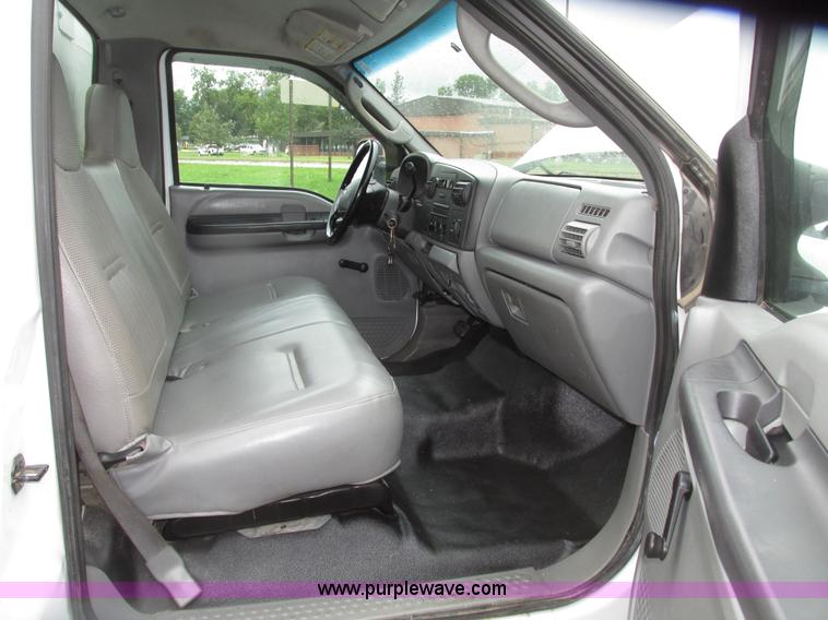 image for item G9974 2007 Ford F550 Super Duty XL utility truck