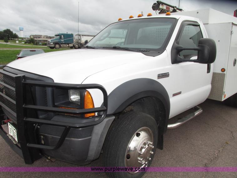 image for item G9974 2007 Ford F550 Super Duty XL utility truck