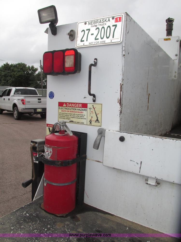 image for item G9974 2007 Ford F550 Super Duty XL utility truck