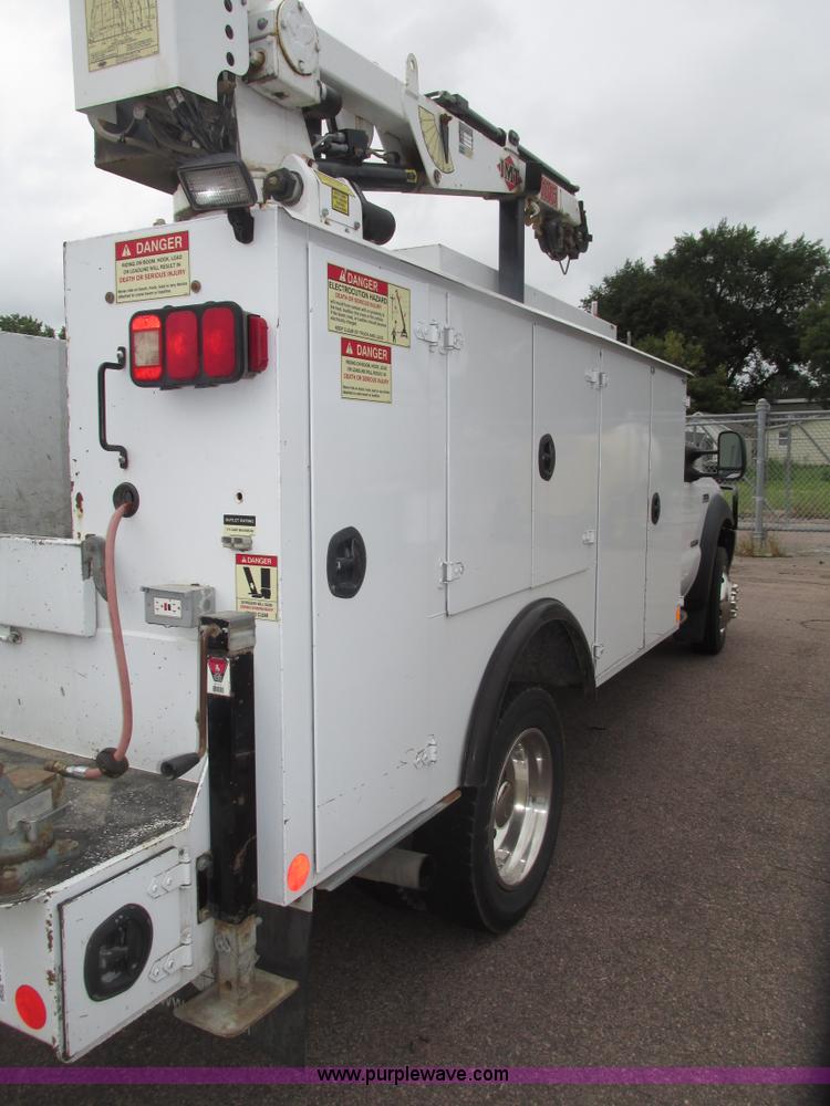 image for item G9974 2007 Ford F550 Super Duty XL utility truck