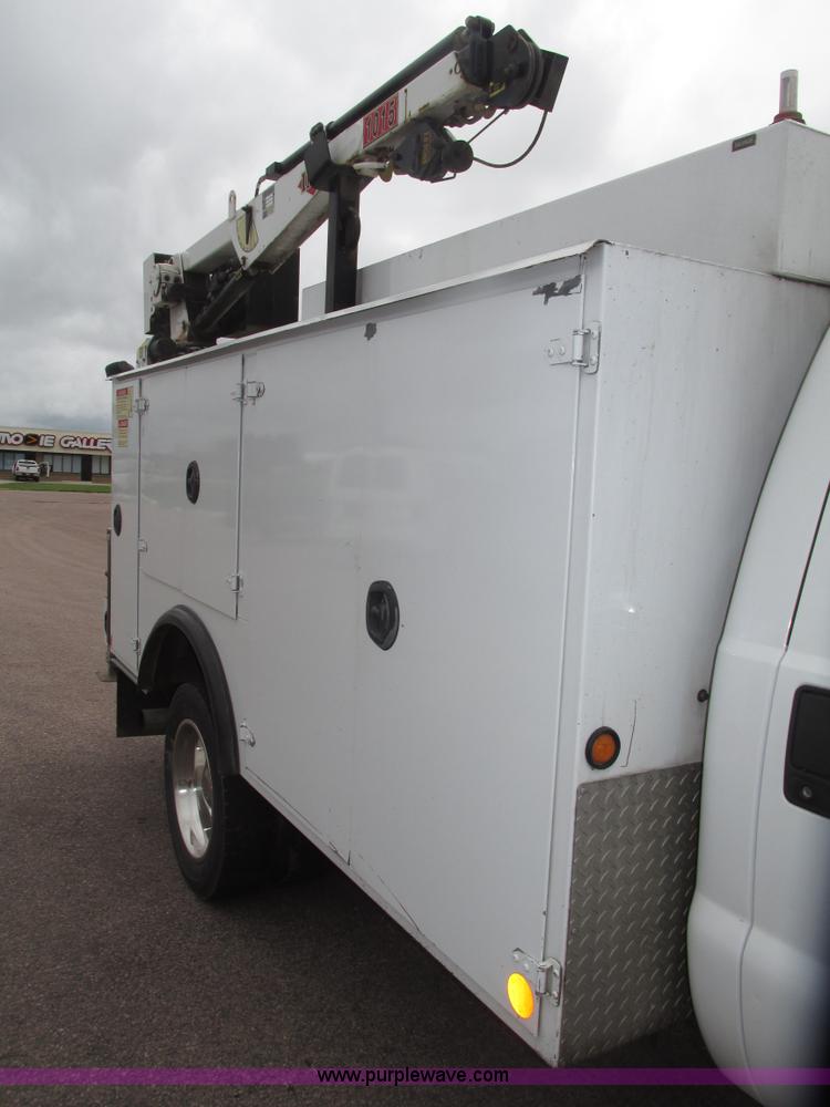 image for item G9974 2007 Ford F550 Super Duty XL utility truck