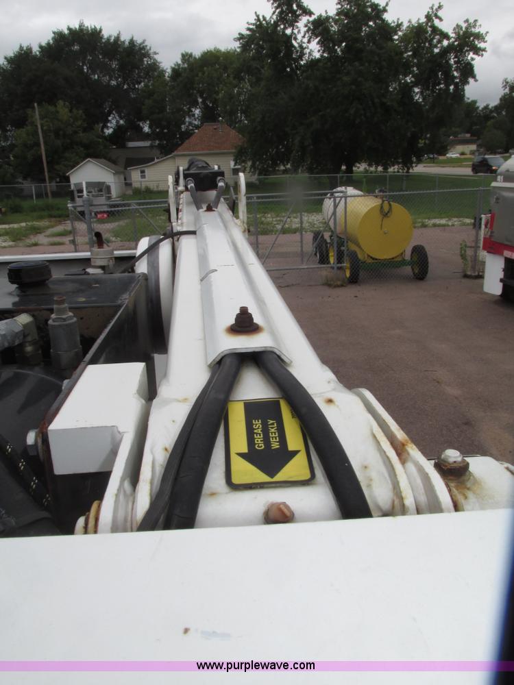 image for item G9974 2007 Ford F550 Super Duty XL utility truck